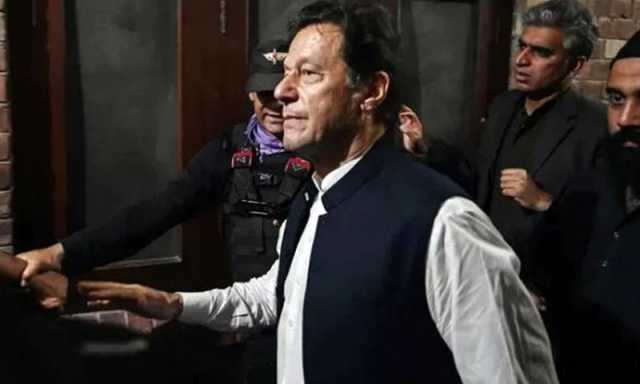 پی ٹی آئی مذاکراتی کمیٹی کا عمران خان کو جوڈیشل کمیشن کے قیام کے مطالبے پر لچک دکھانے کا مشورہ