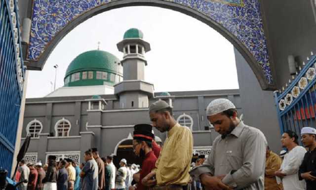 ملک میں رحمتوں اور برکتوں والے مہینے رمضان المبارک کا آغاز، آج پہلی تراویح کا اہتمام