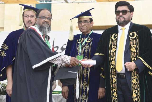 جامعہ اردوکے 231کامیاب طلبہ کوتمغے اوراسناد تفویض