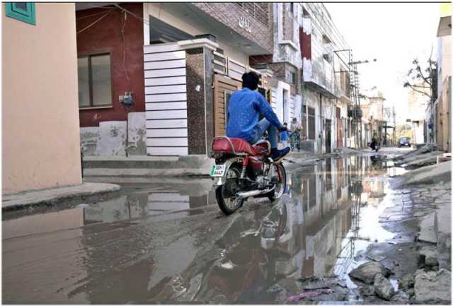 سرگودھا ،نورٹوانہ پارک کے علاقے میں سیوریج کا پانی جمع ہے