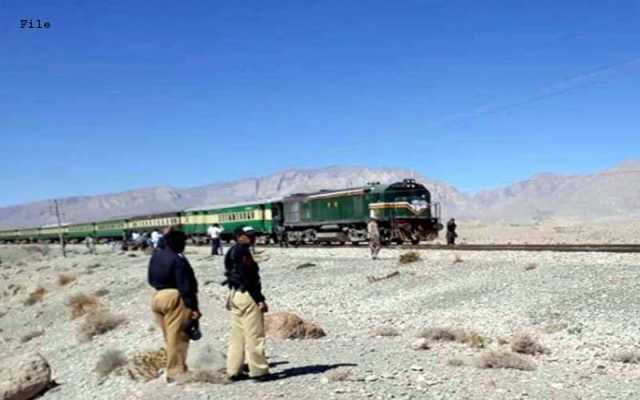 بلوچستان:جعفر ایکسپریس پر دہشت گردوں نے حملہ، متعدد افراد زخمی