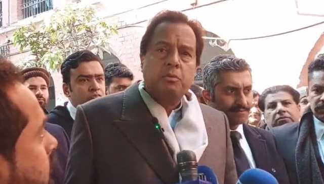 عمران خان جیل میں بیٹھ کر پاکستان کو کمزور کرنے کی سازش نہ کریں: کیپٹن (ر) صفدر