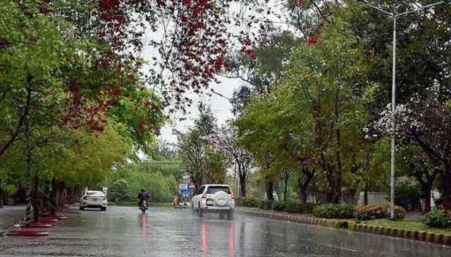 موسم کی انگڑائی، جاتی سردی کو بریک لگ گئی، کئی شہروں میں بارش، موسم خوشگوار