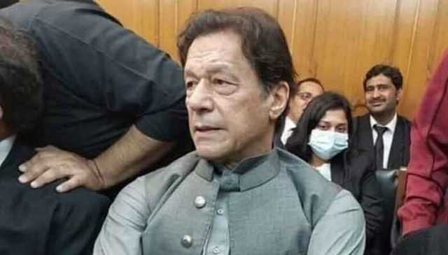 عمران خان کو کانوں کی بیماری، ڈاکٹروں کا جیل میں معائنہ