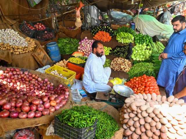 معروف ادارے کی ملک میں مہنگائی اور شرح سود میں مزید کمی کی پیشگوئی