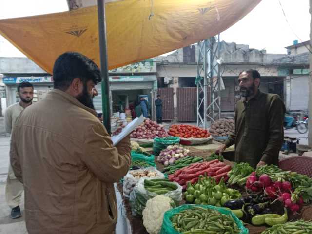 رمضان المبارک کے بابرکت مہینے سے قبل ضلعی انتظامیہ گراں فروشوں کے خلاف سرگرم عمل