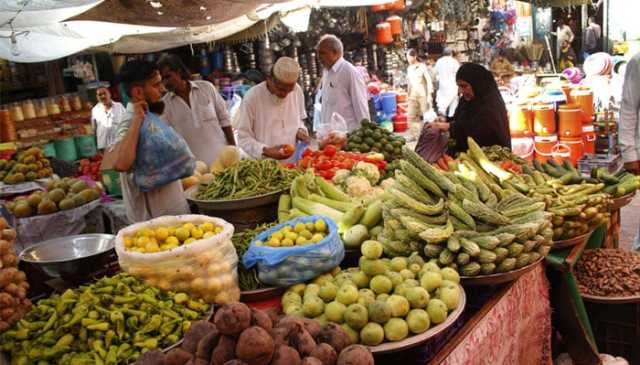 لاہور: سبزی، پھل اور دیگر اشیائے خور و نوش کی قیمت میں کمی نہ آسکی