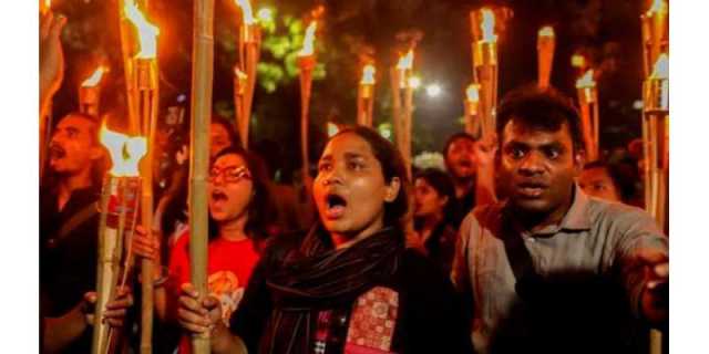 بنگلہ دیش میں ریپ کا نشانہ بننے والی آٹھ سالہ بچی زخموں کی تاب نہ لاتے ہوئے چل بسی